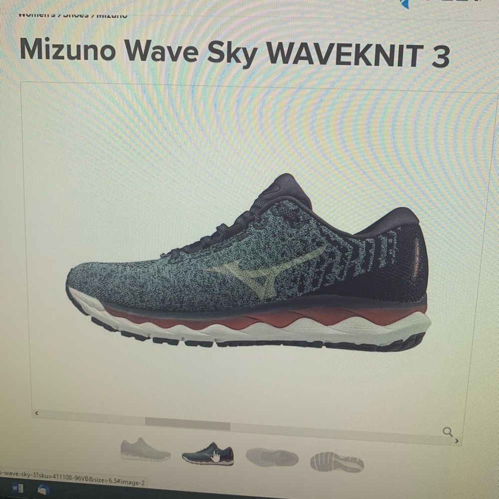 Women’s Mizuno Wave Sky